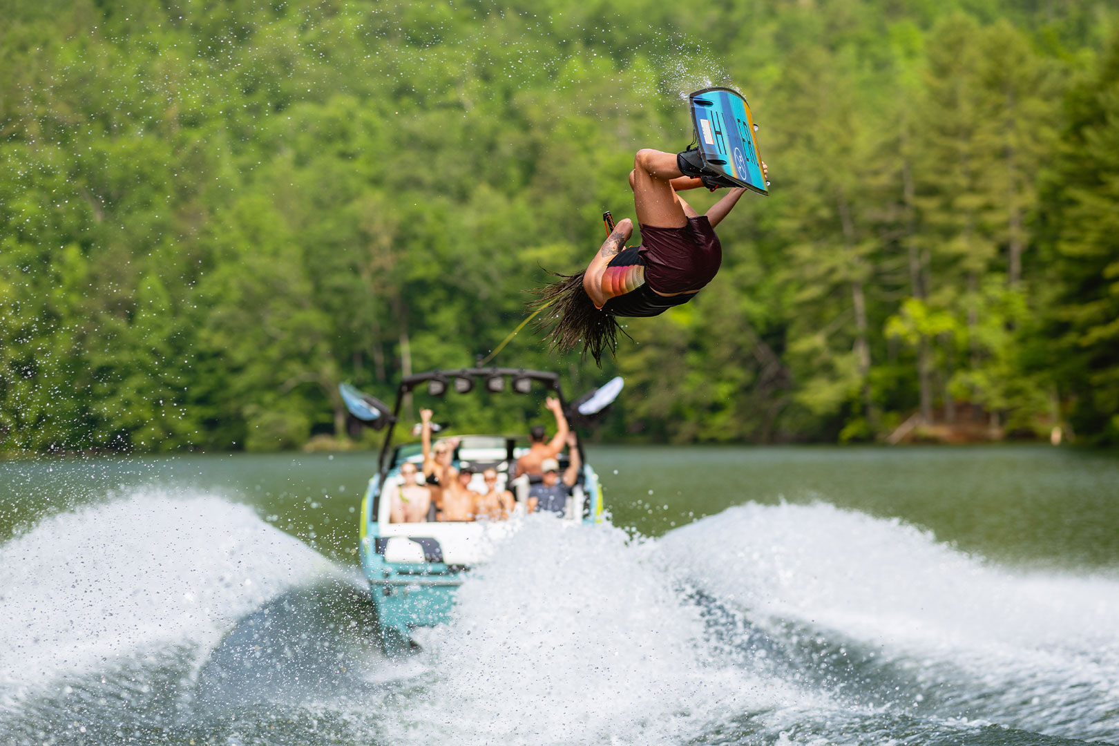 Axis T235 23.5 Foot Professional Wake Surfing Boat